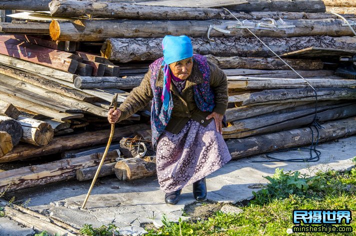 民摄世界 9月秋季新疆摄影团-一次金秋北疆大环线深度摄影团-一次看遍北疆秋色美景摄影团